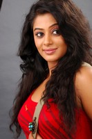 Actress Priyamani Photo Gallery